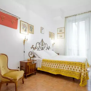 https://lovely-flat-bertani.it-romehotels.com
